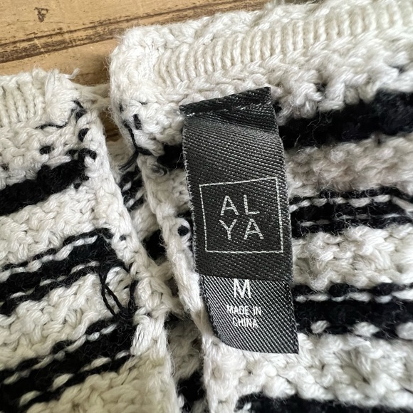 Crochet Striped Halter Top  ALYA Medium Cotton Sweater - Picture 2 of 14